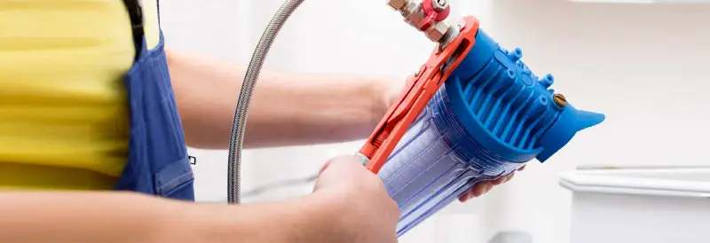 علت خاموش نشدن دستگاه تصفیه آب خانگی و روشهای رفع مشکل